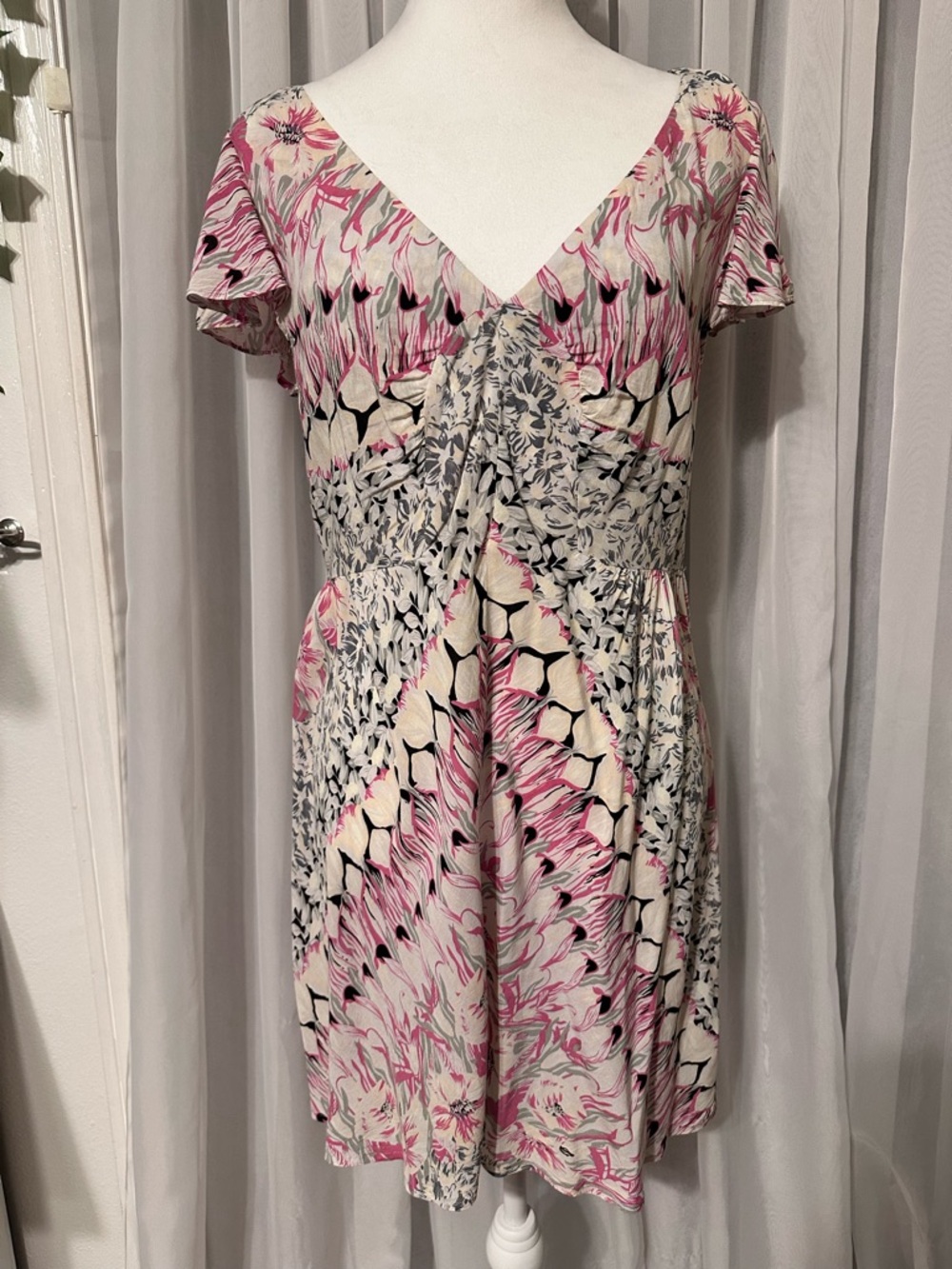 Free People Floral Pink Cream Black V-Neck Flutter Sleeve Dress Size 10